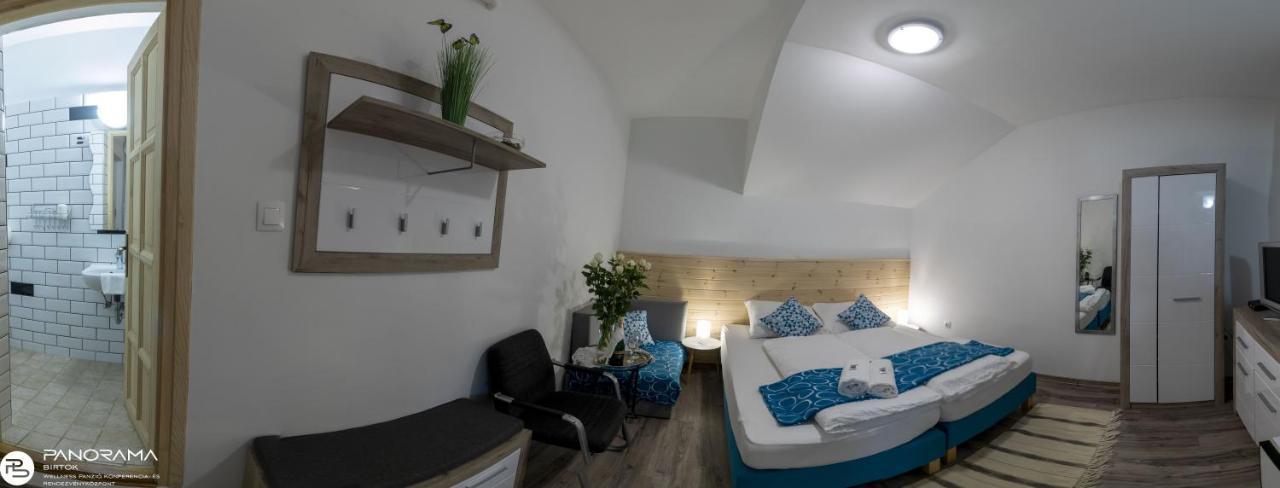 Panorama Birtok - Wellness Panzio, Konferencia Es Rendezvenykoezpont Bed & Breakfast Gyorujbarat Ngoại thất bức ảnh