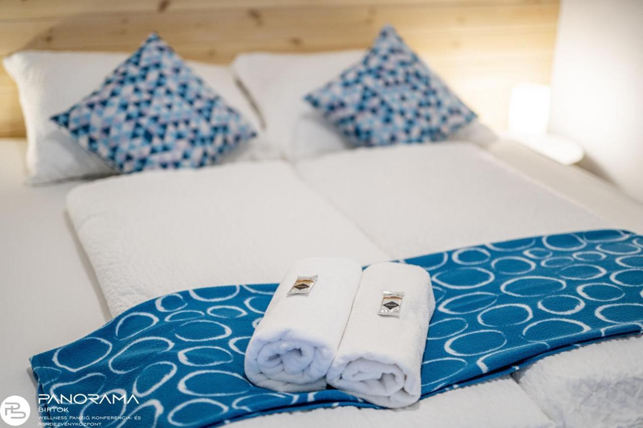 Panorama Birtok - Wellness Panzio, Konferencia Es Rendezvenykoezpont Bed & Breakfast Gyorujbarat Ngoại thất bức ảnh